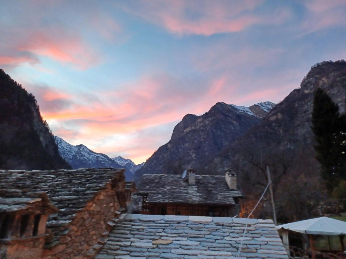 Ca' Scocc, Antica Casa Di Montagna In Valsesia Villa Mollia Bagian luar foto