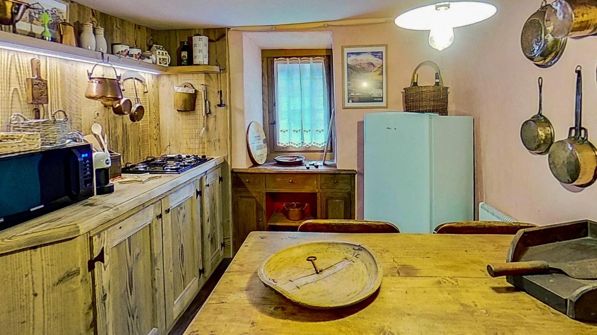 Ca' Scocc, Antica Casa Di Montagna In Valsesia Villa Mollia Bagian luar foto